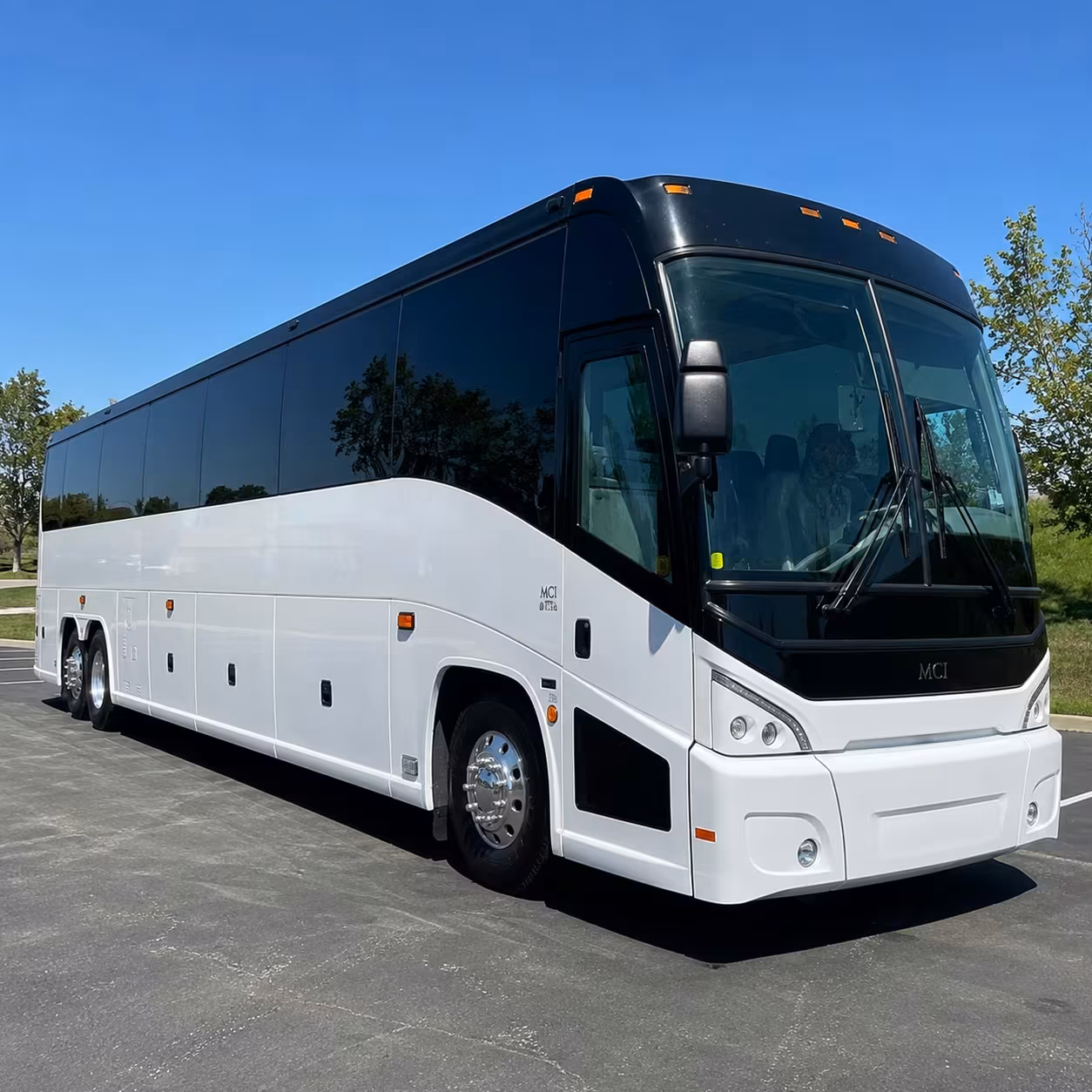 duluth airport charter bus rentals for weddings and sports teams