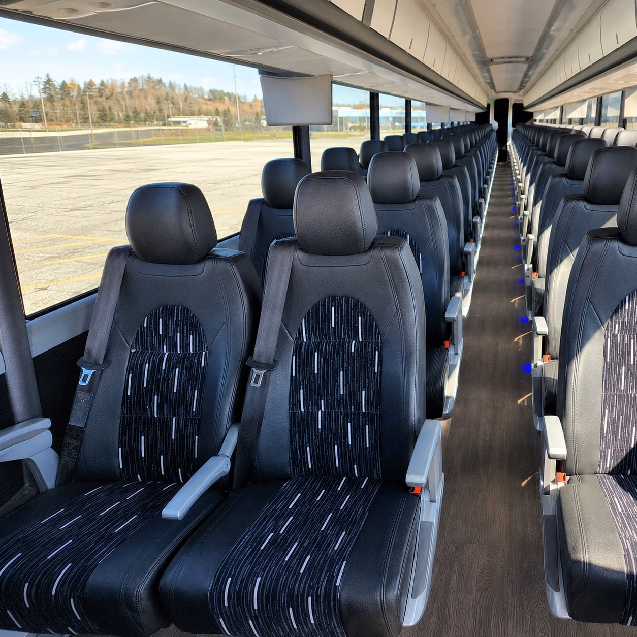 duluth prom charter bus rentals to the decc on harbor drive