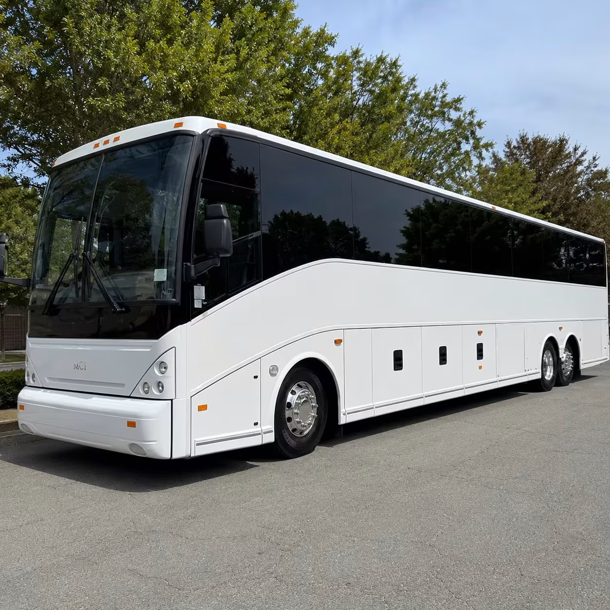 group departure transportation to duluth international airport