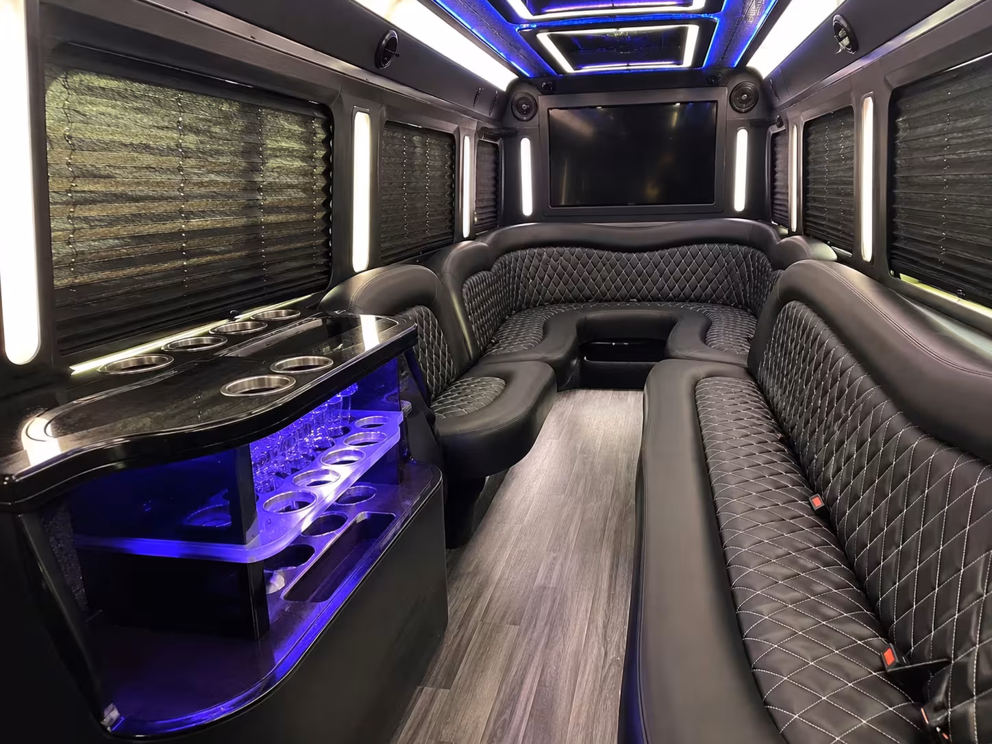 party bus transportation for duluth prom night